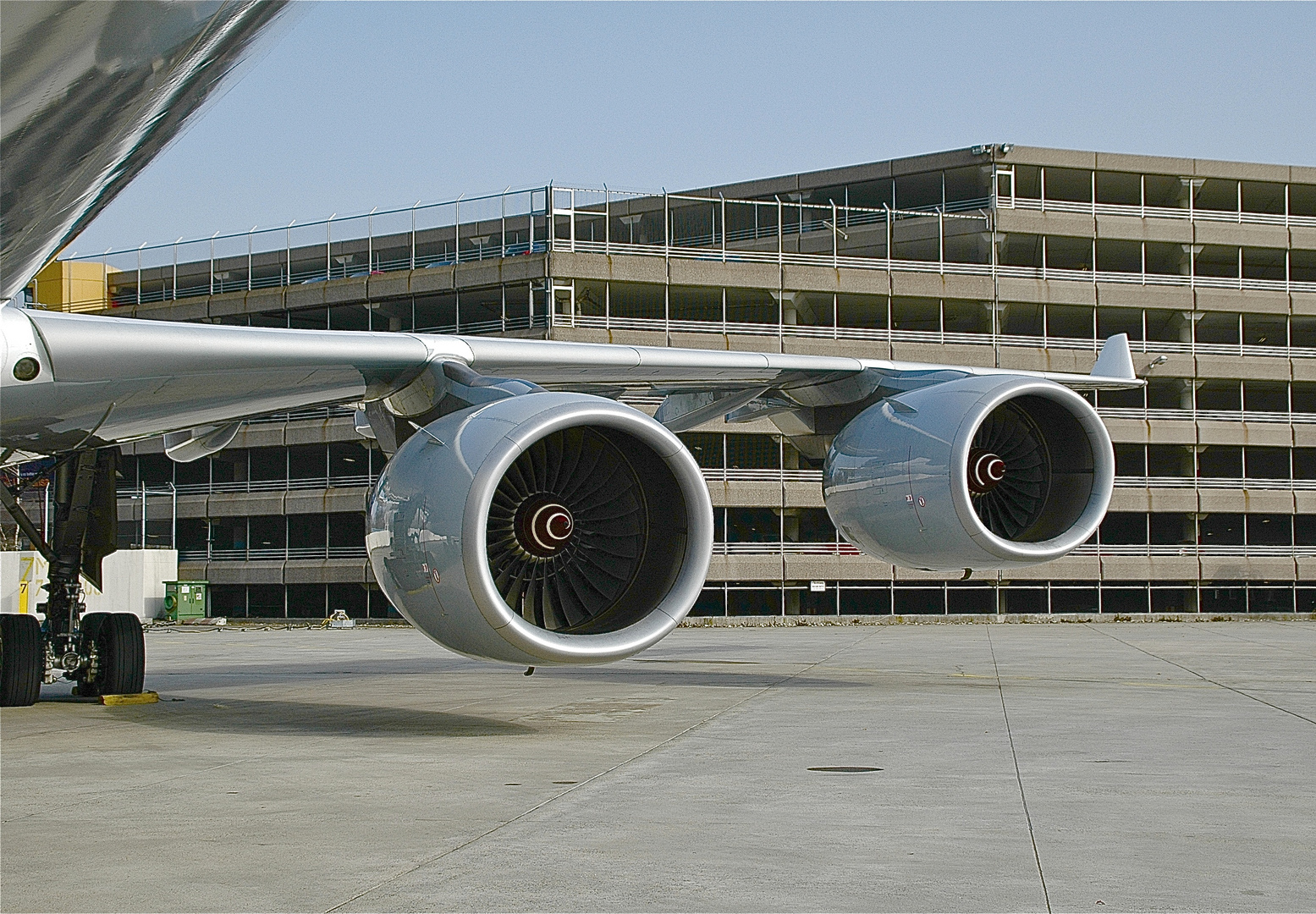 Backbord Engines A346