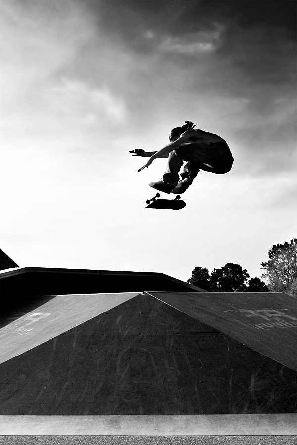 Backlight Skateboarding