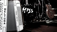 Backline der Gruppe "HISS"