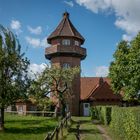 Backsteinturm neben dem Leuchtturm Dahmeshöves