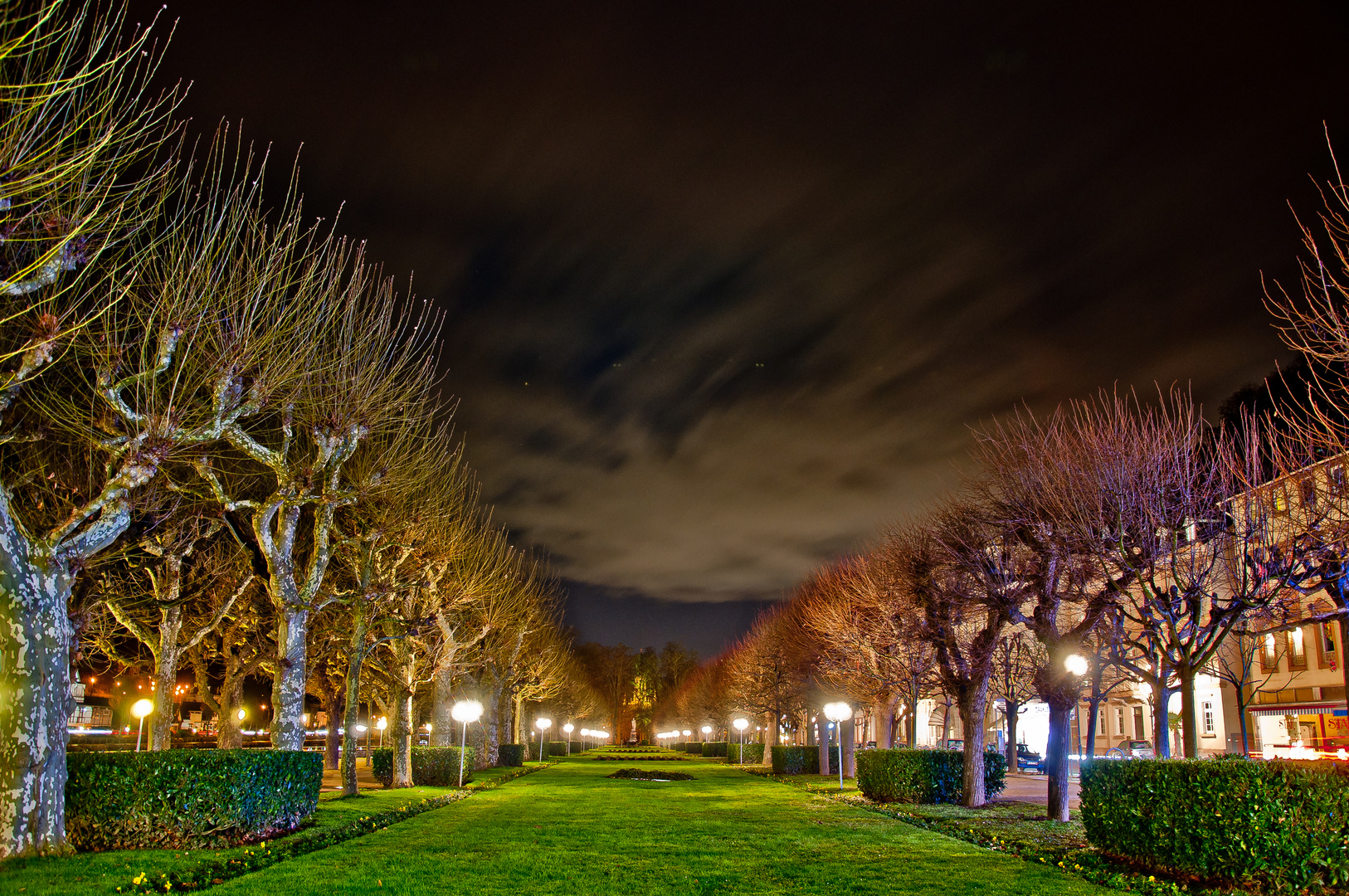 Bad Ems Kurpark zur Nacht