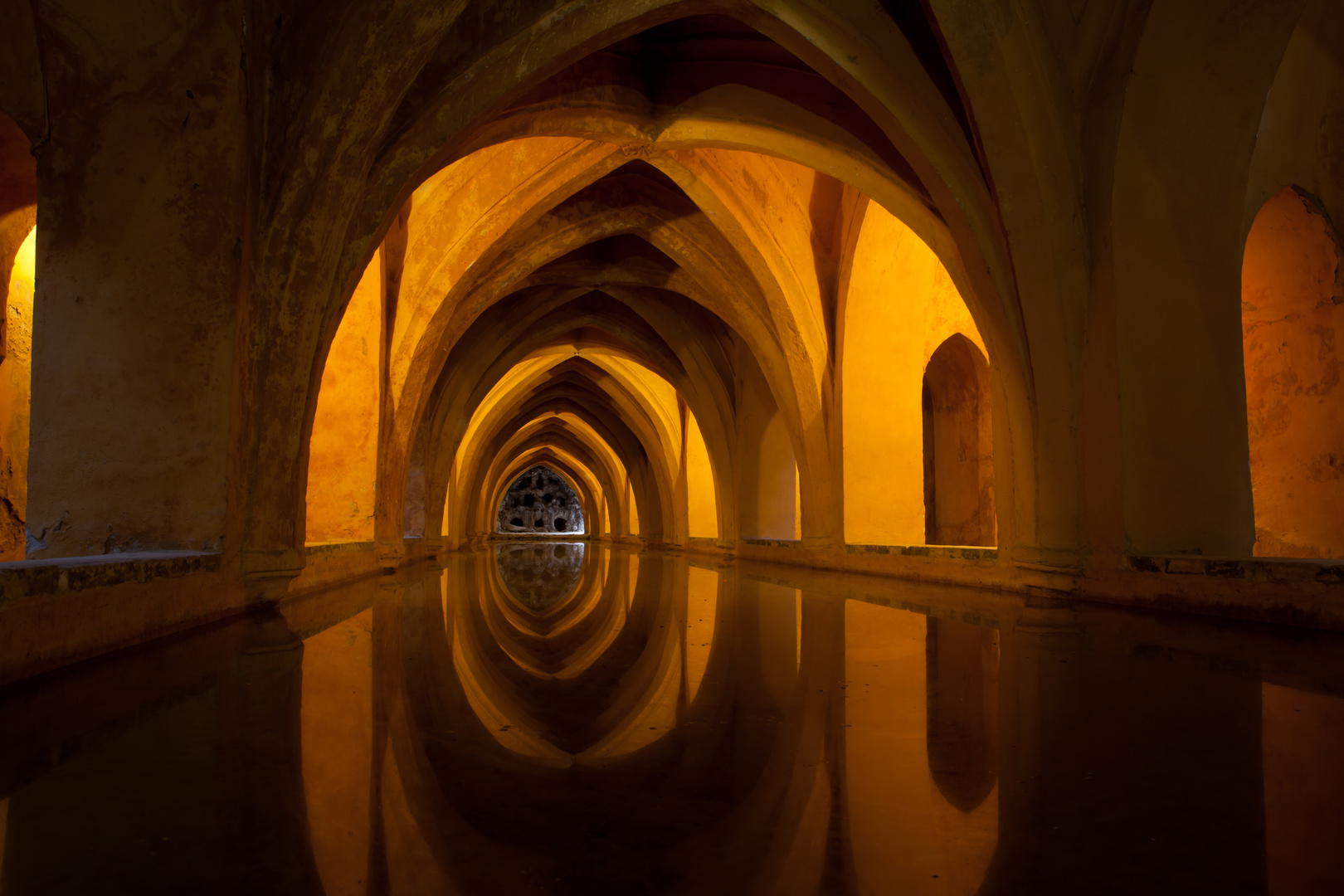 Bad im Alcazar von Sevilla