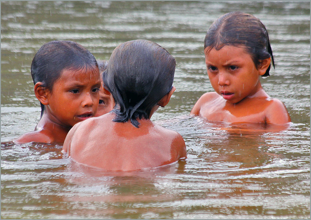 Bad im Rio Siapa/Amazonas