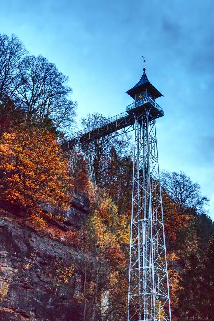 Bad Schandau Personenaufzug im Herbst