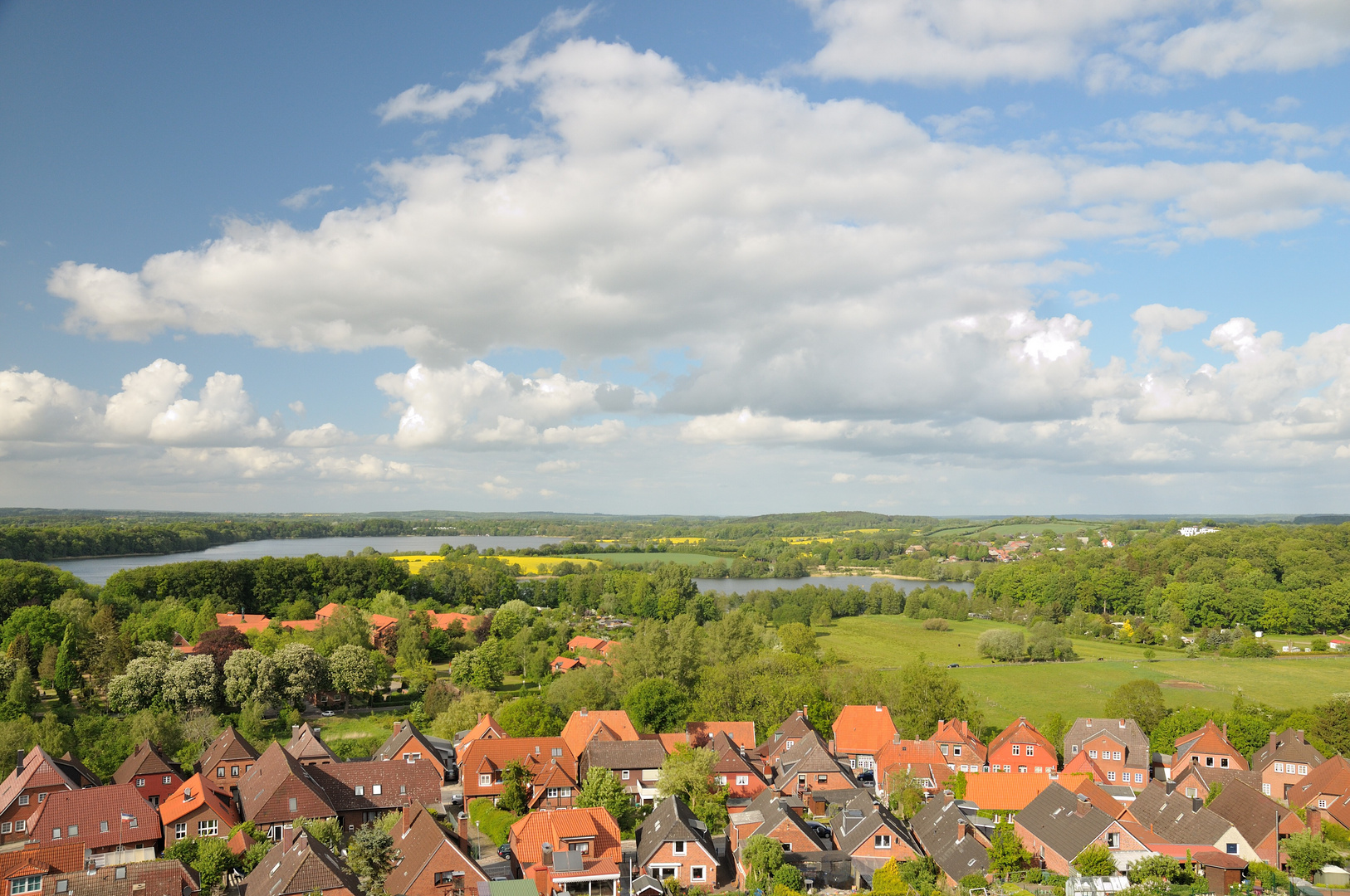 Bad Segeberger Altstadt mit Seenlandschaft