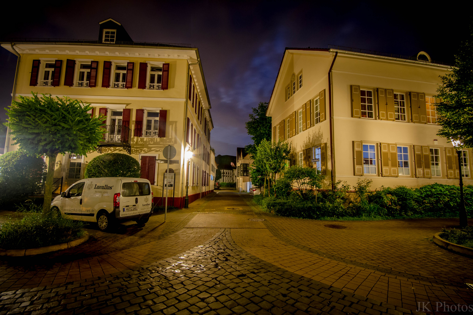 Bad Soden bei Nacht Zum Quellenpark mit blick auf die Neugasse