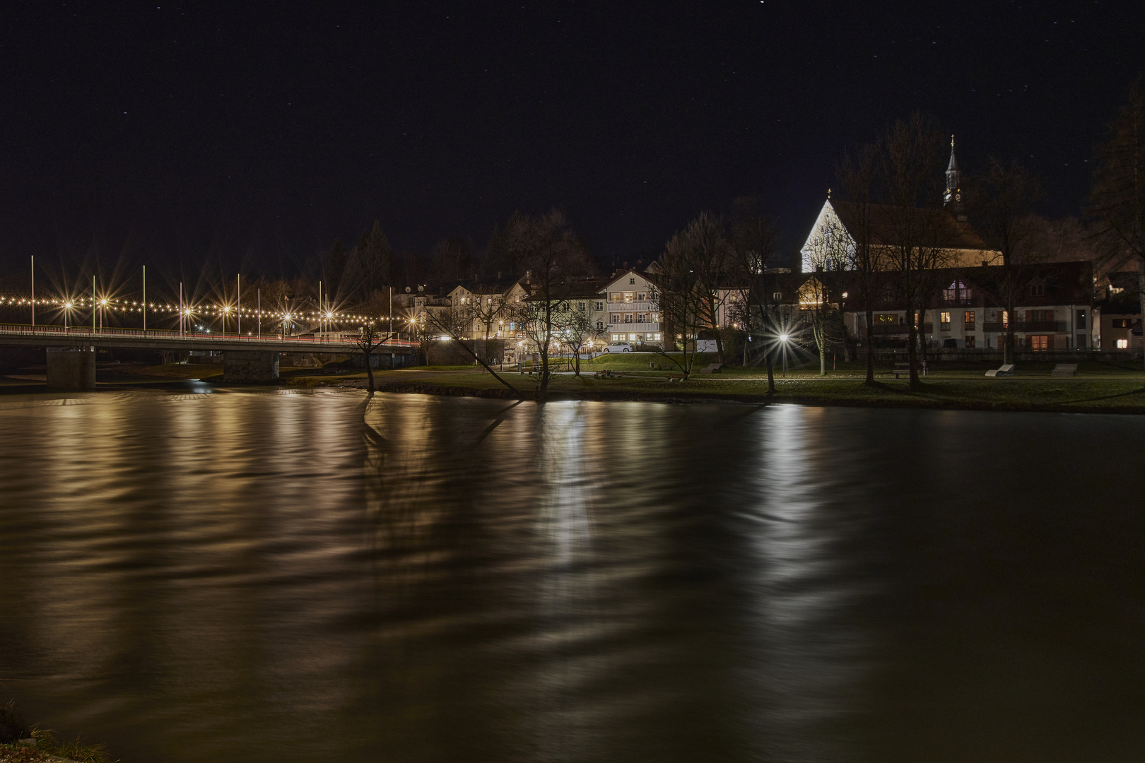 Bad Tölz bei Nacht