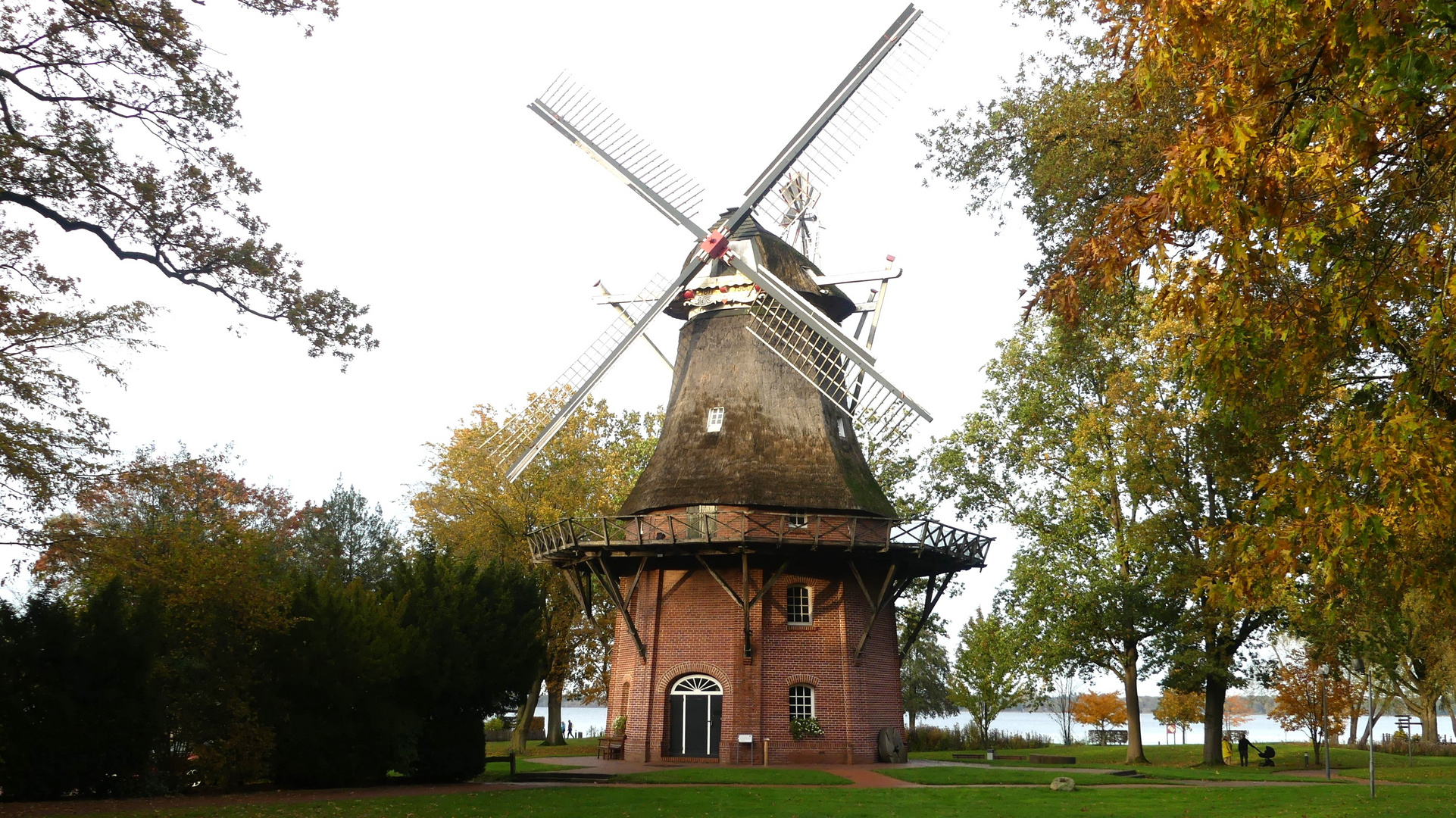 Bad Zwischenahn - Alte Mühle im Kurpark