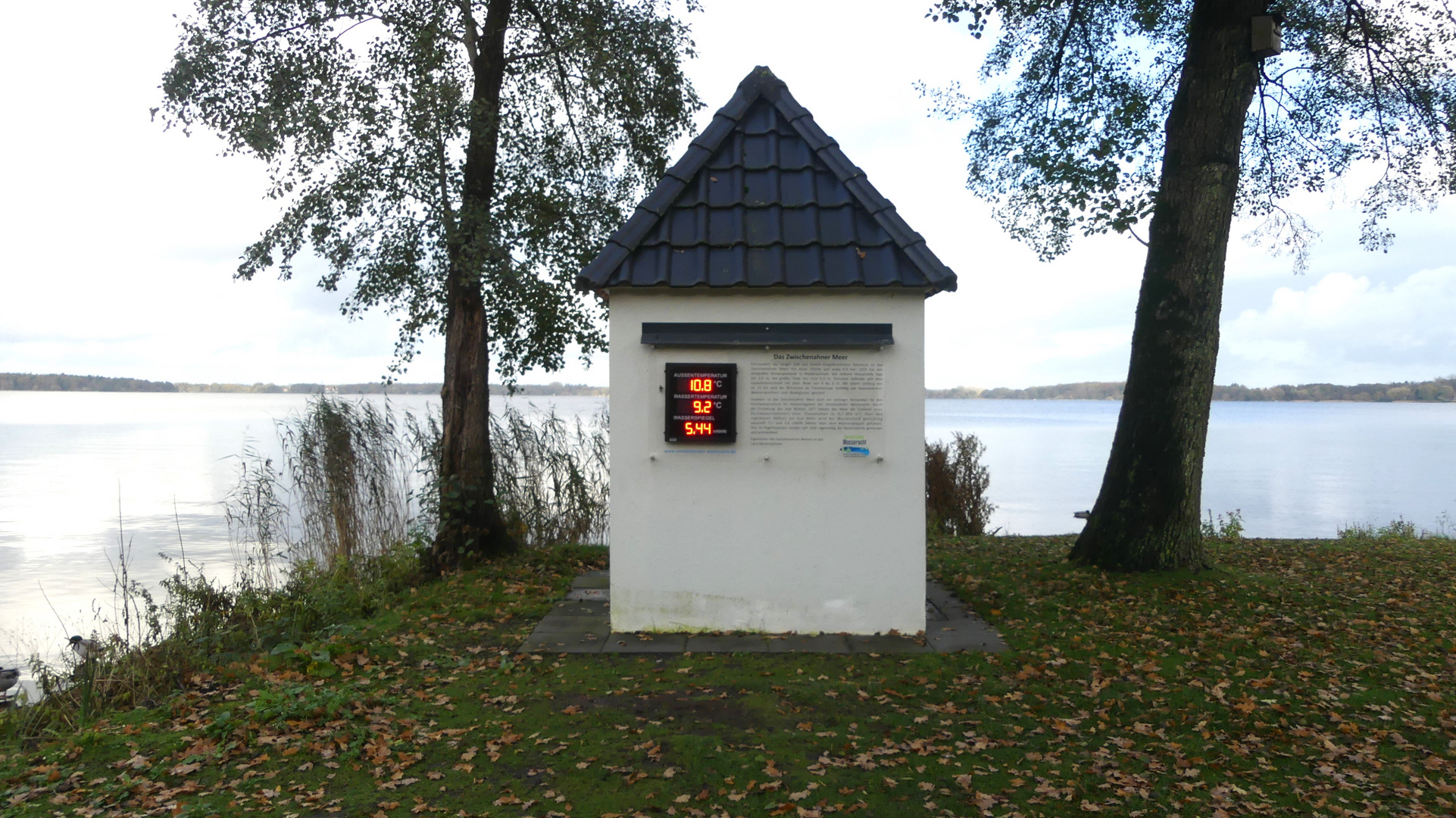 Bad Zwischenahn - Info-Häuschen im Kurpark am Zwischenahner Meer