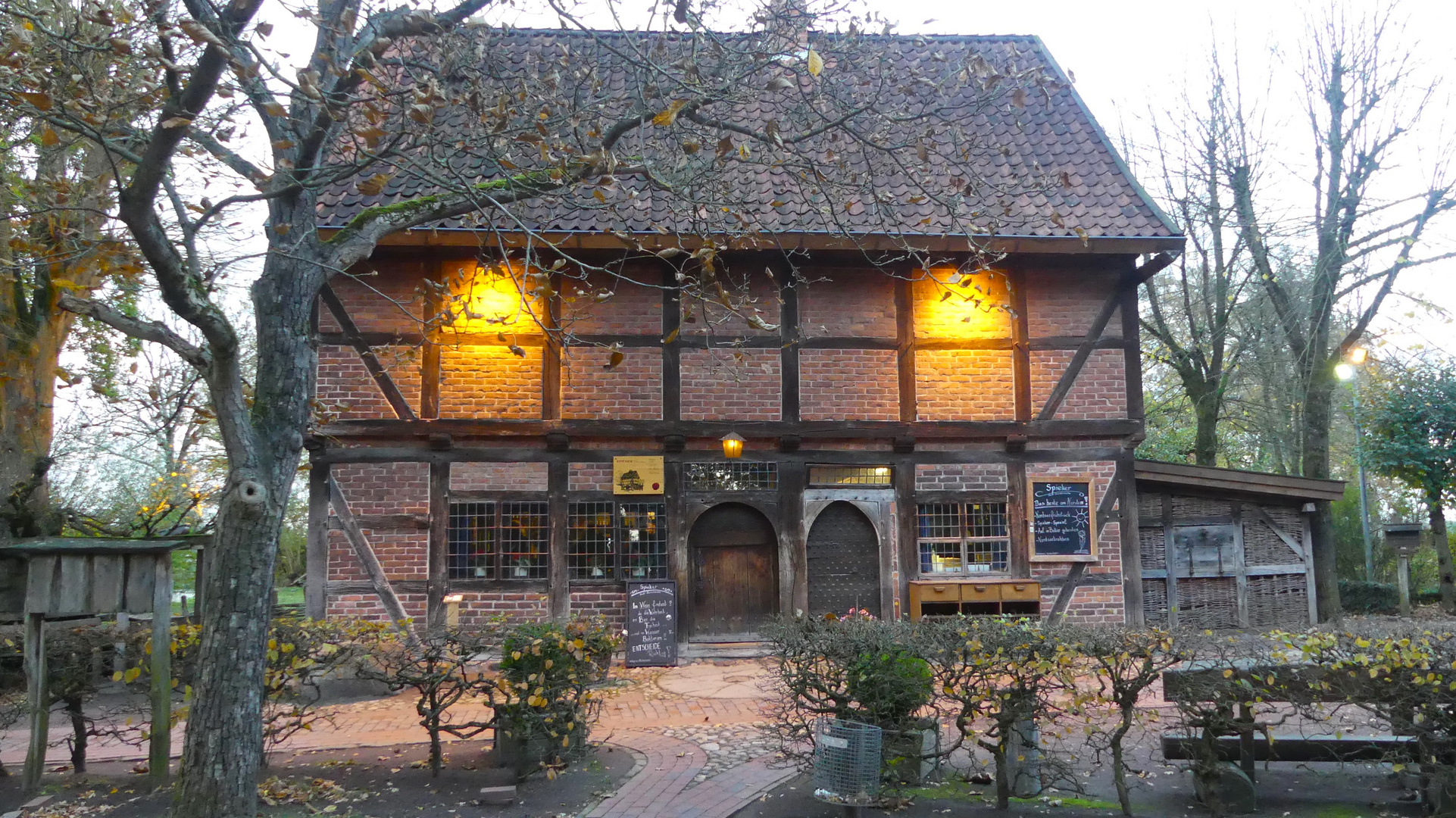 Bad Zwischenahn - Restaurant "Spieker", ein ehemaliges Ammerländer Bauernhaus ...