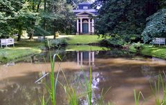 Badehaus im Spiegel