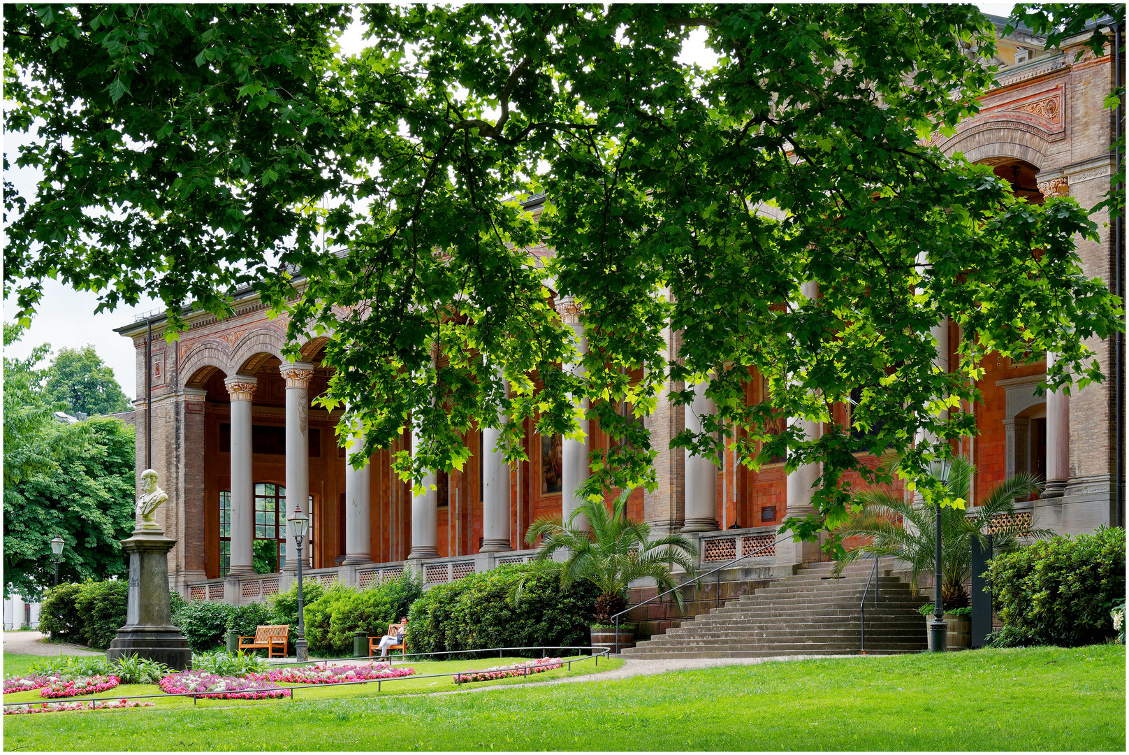 Baden-Baden - An der Trinkhalle