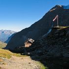 Badener Hütte im letzten Sonnenlicht