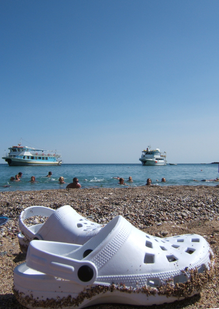 Badespaß am Strand von Stegna