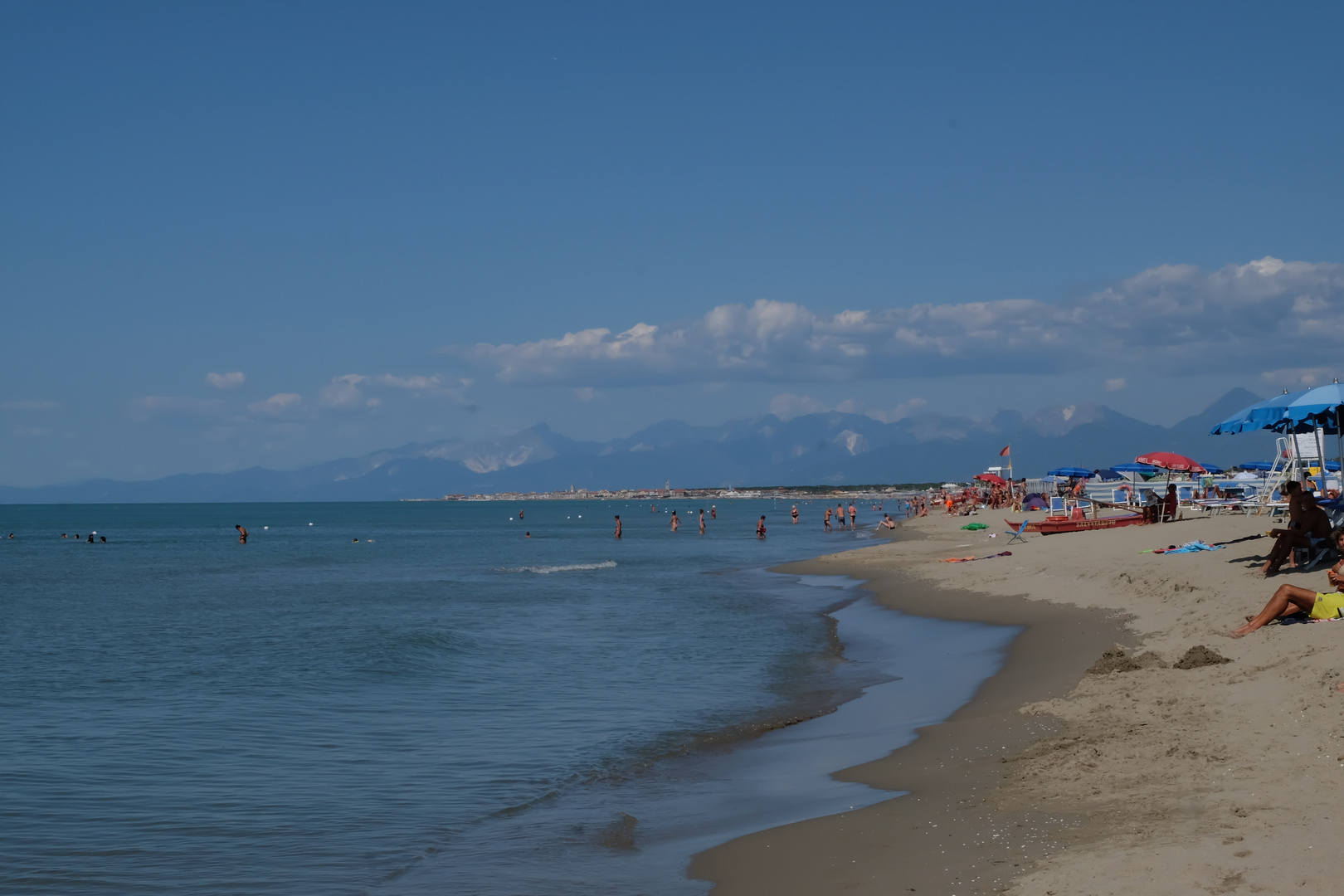 Badestrand in Tirrenia Foto & Bild landschaft, meer & strand