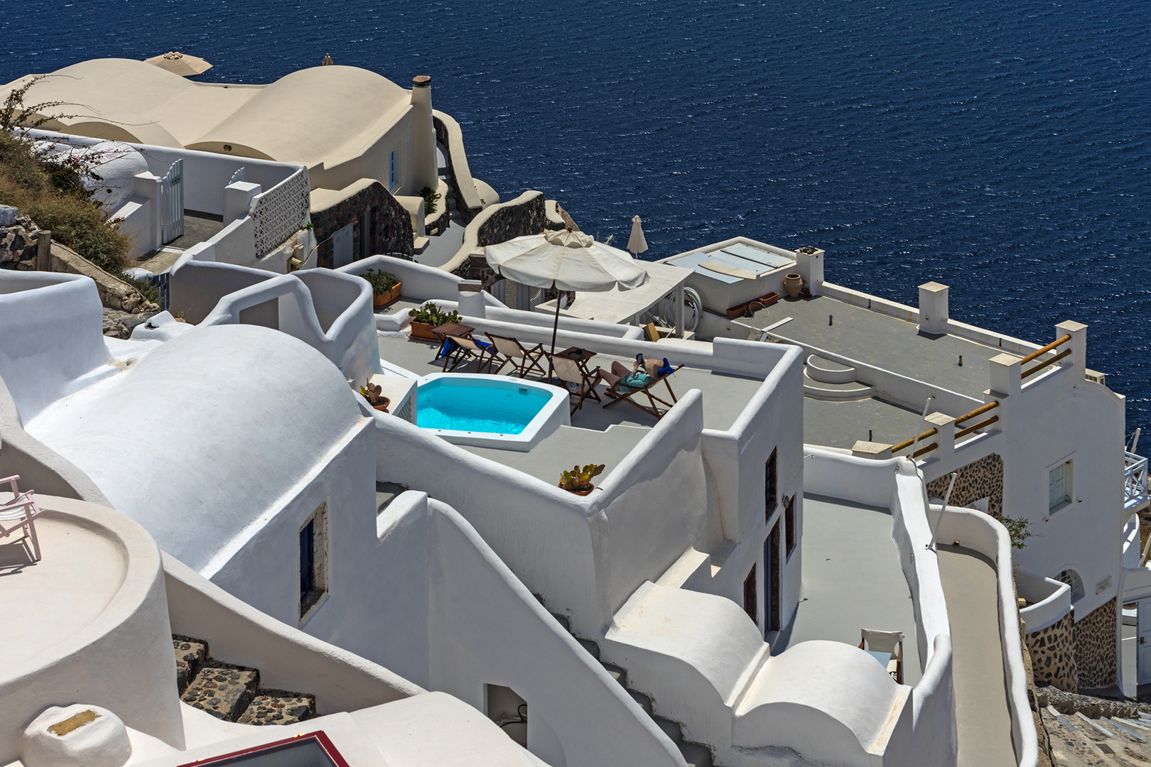 Badewanne auf der Terrasse, Oia