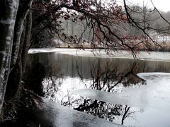 "Badweiher - ein bisschen Eis"