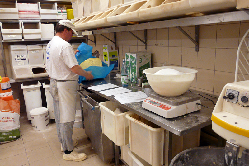 Bäckerei wie in Grossmutters Küche - nur ein bißchen größer