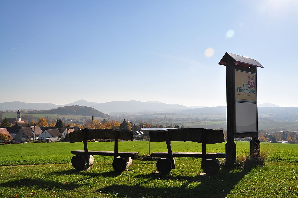 Bänke 5 - Auf dem Windmühlberg