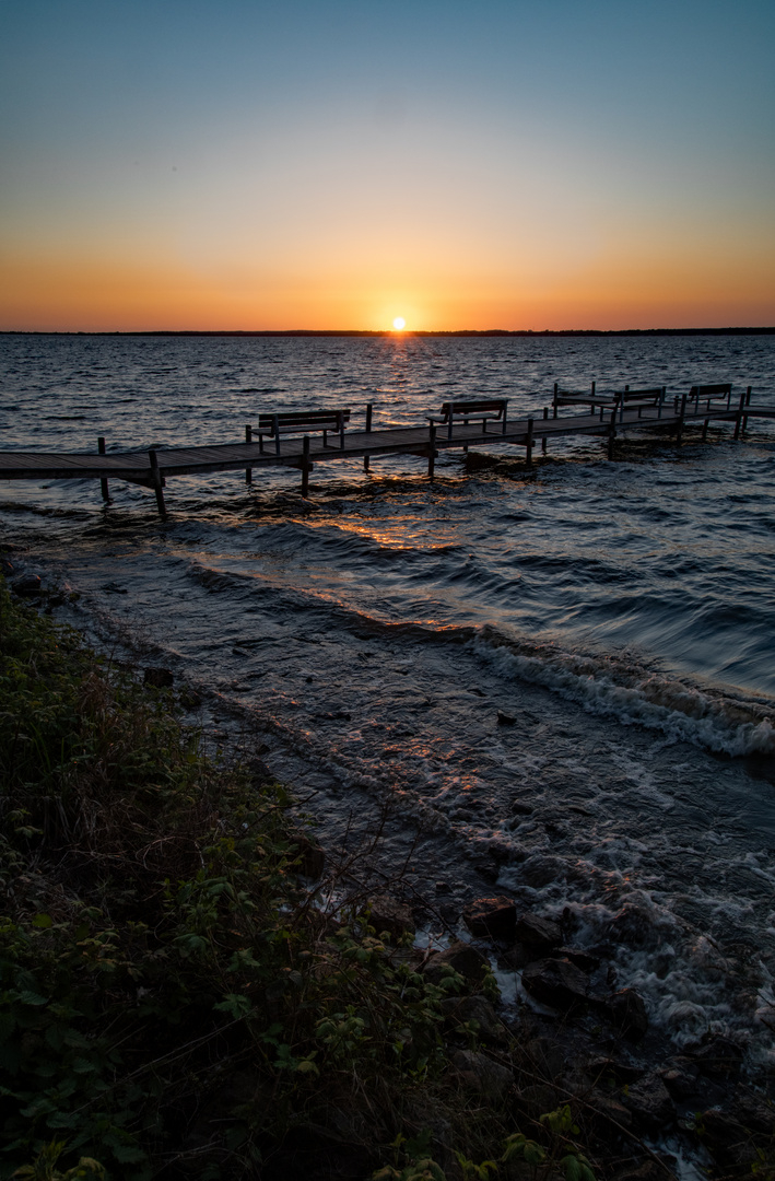 Bänke am Meer