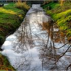 Bänke und Brücke