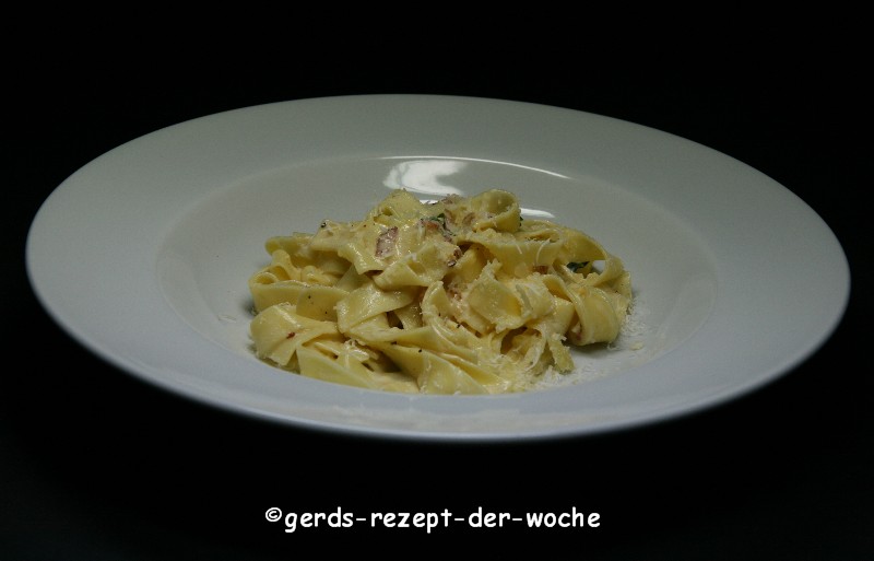 Bärlauch-Tagliatelle Carbonara