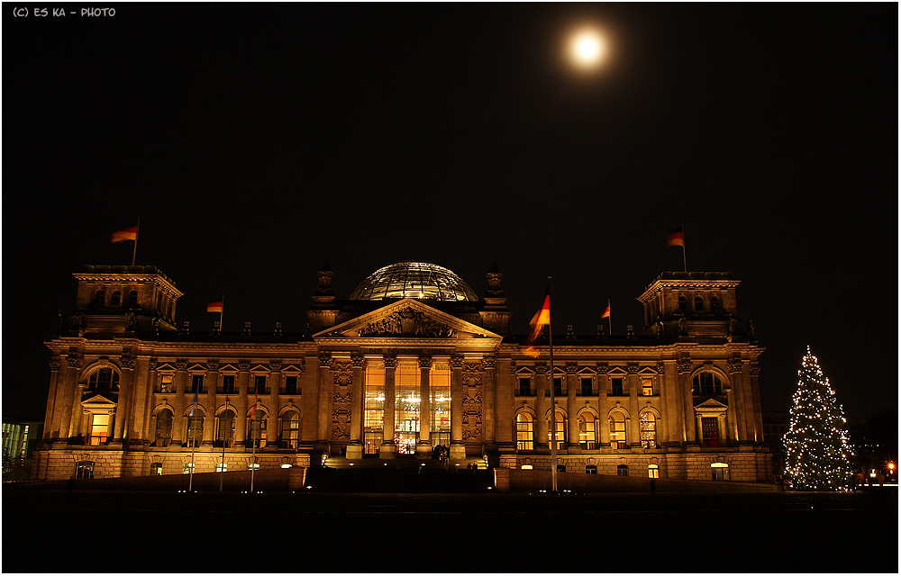 Bärli N.: Reichstag im Advent