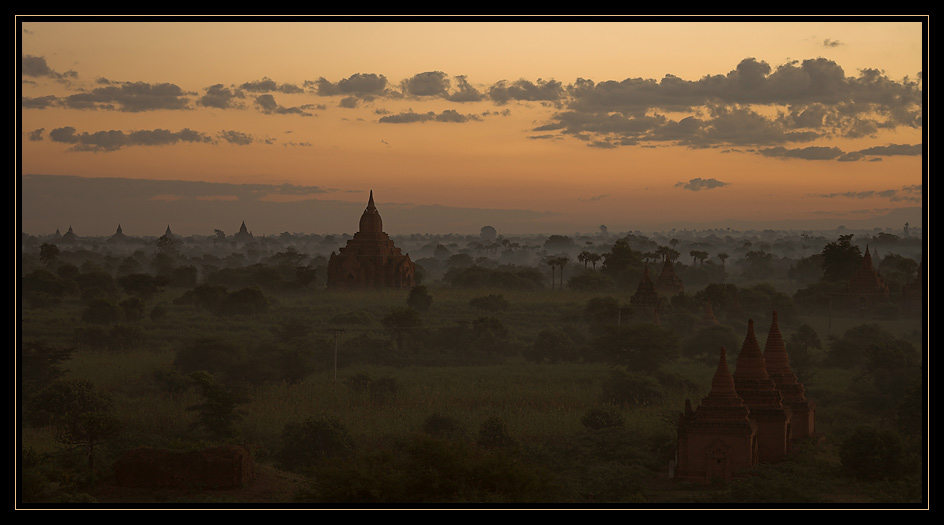 Bagan am Morgen I