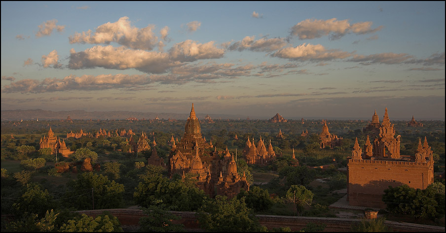 Bagan am Morgen II