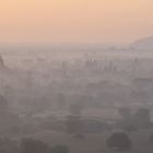 Bagan bei Sonnenaufgang