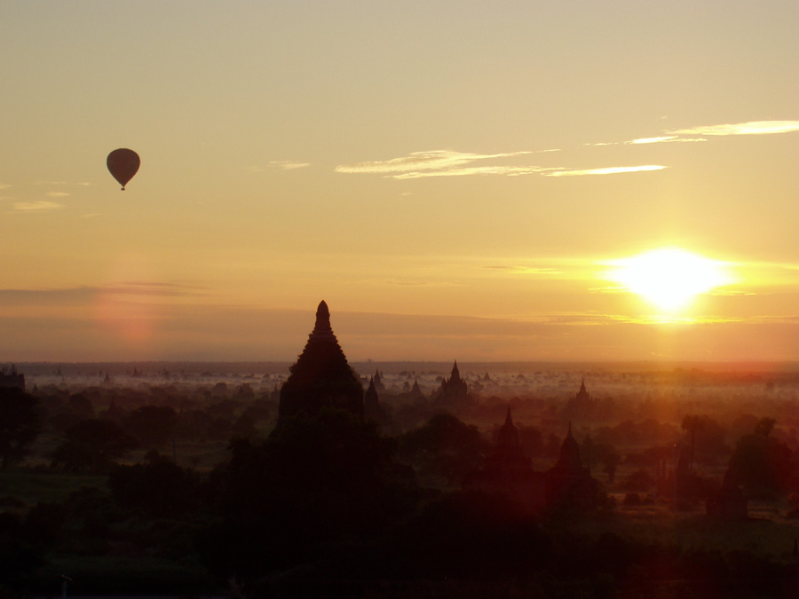 Bagan - Sonnenaufgang
