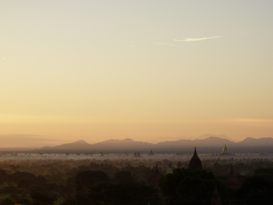 Bagan - Sonnenaufgang II