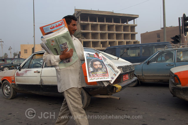 Bagdad, Irak, vendeur de journaux