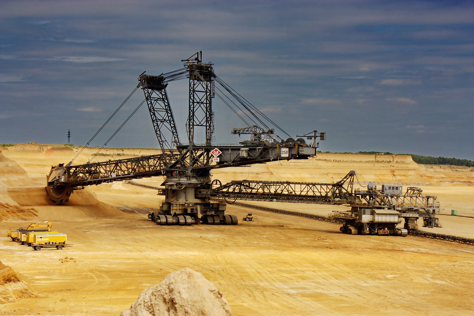 Bagger 258 im Tagebau Garzweiler