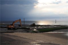 Bagger am Nordstrand von Norderney