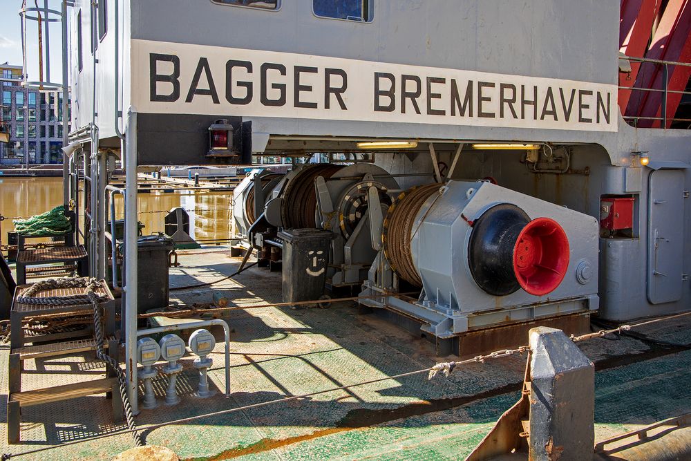 Bagger Bremerhaven IX, Motorwinden für die Eimerkette