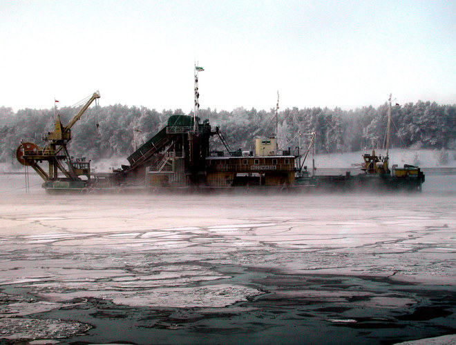 Bagger im Eisfach