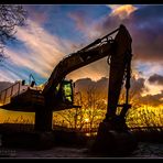 Bagger im Sonnenaufgang (Zingst)