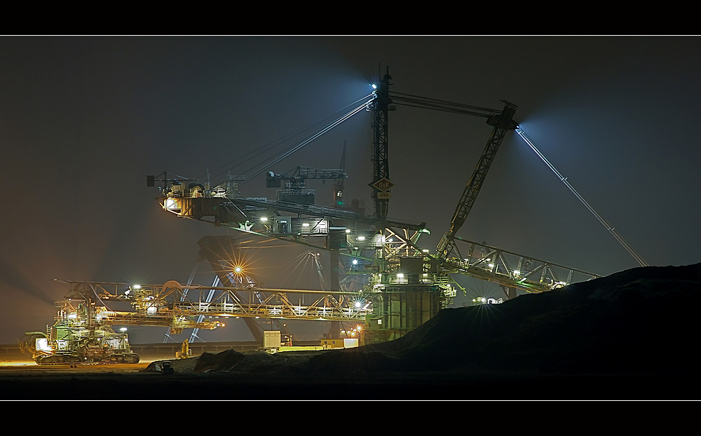 Bagger im Tagebau Garzweiler