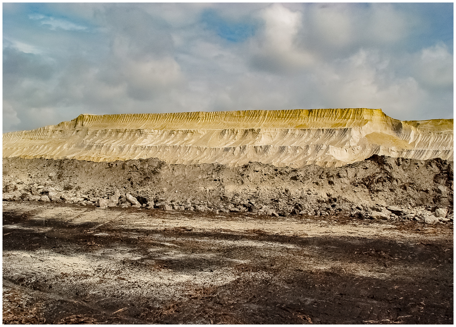 Bagger-Landschaft im Tagebau Inden 2006 - III -