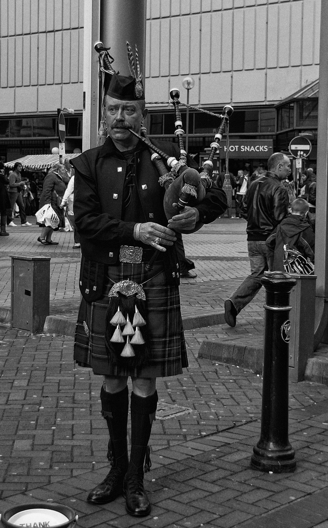 bagpipe in Liverpool