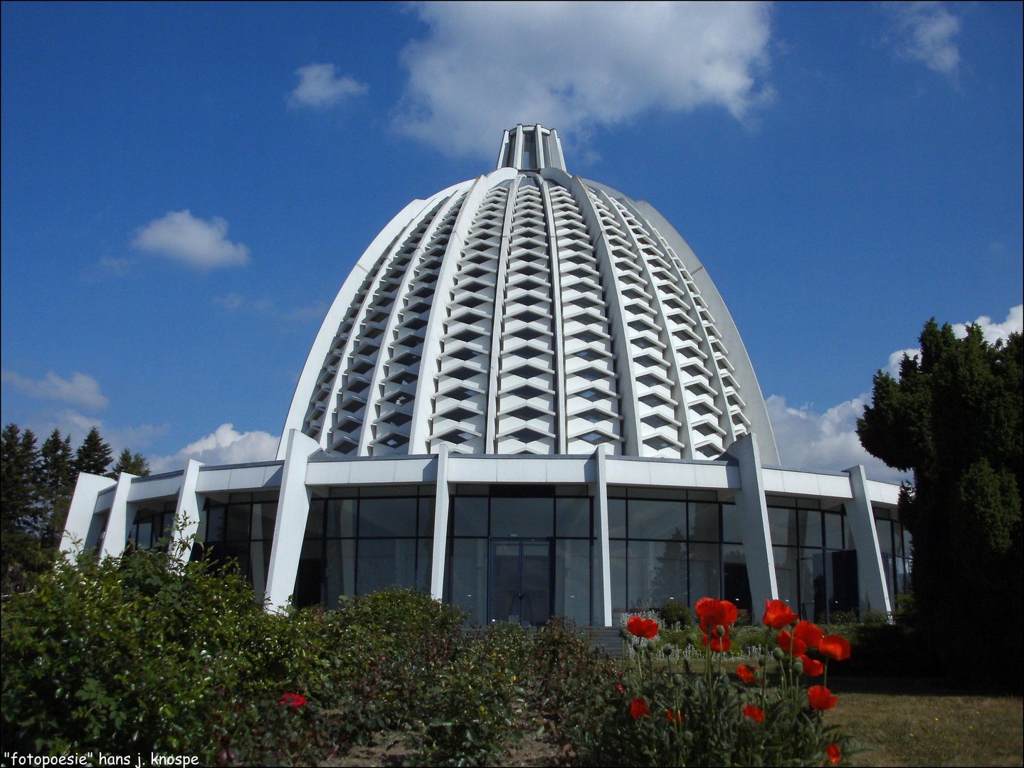 Bahá´i Europäisches Haus der Andacht in Langenhain bei Hofheim im Taunus...