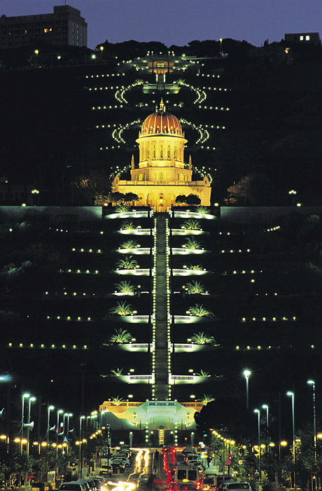 Bahai-Tempel bei Nacht / Haifa