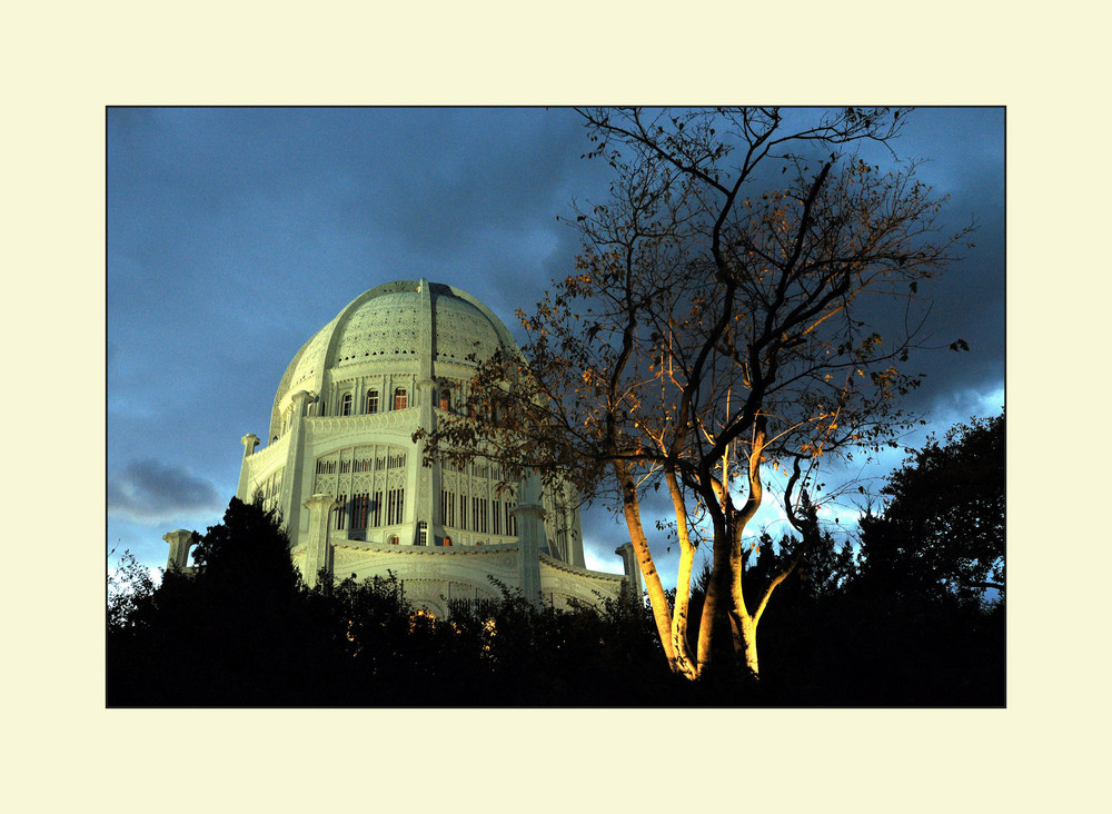 Bahai'i Temple