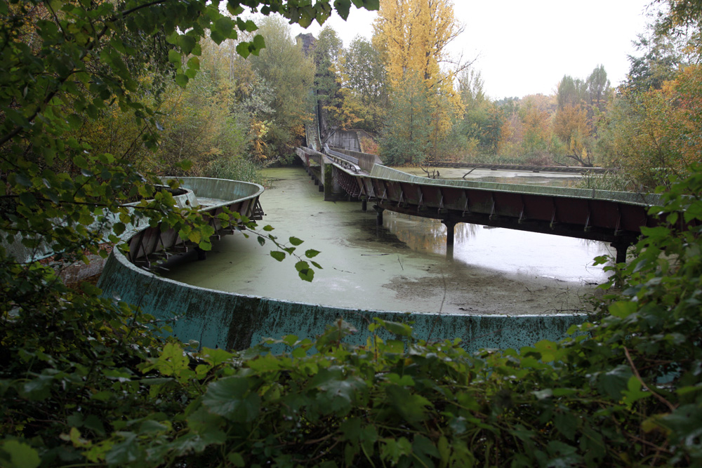 Bahn des Wildwasser-Canyon ...