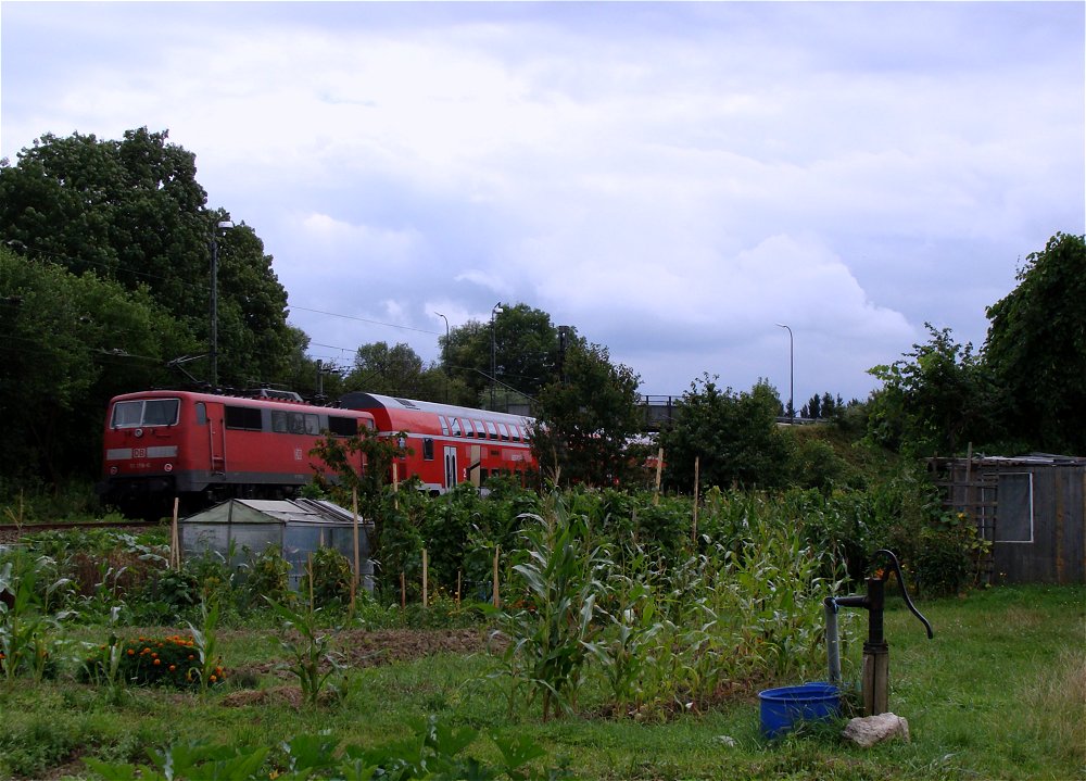 Bahn . Garten . Landschaften