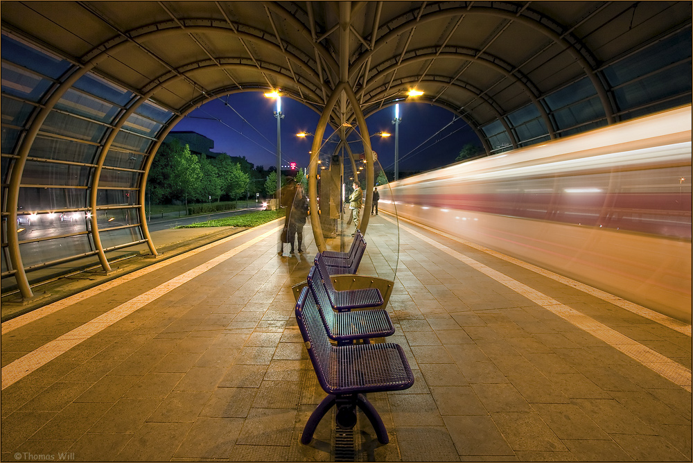 [ Bahn-Verpasst ]