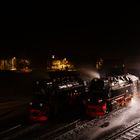 Bahnbetriebswerk bei Nacht