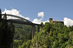 Bahnbrücke