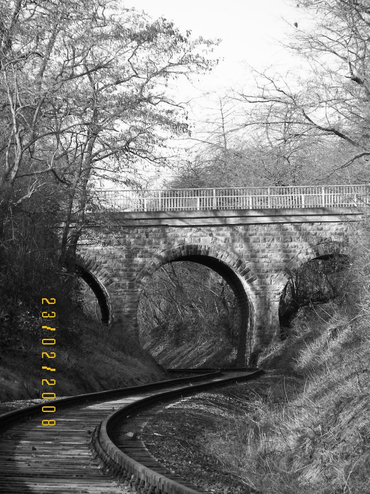 Bahnbrücke bei Pohl-Göns